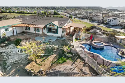 25655 Leon Road, Homeland, CA 92548 - Photo 3