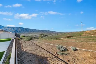 11560 Arch Hill Dr, Corona, CA 92883 - Photo 29