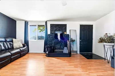 19449 Chamisal, Adelanto, CA 92301 - Photo 11