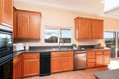 20759 Gabriella Lane, Murrieta, CA 92562 - Photo 23