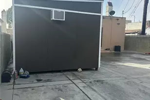 1743 W 79th, Los Angeles, CA 90047 - Photo 37