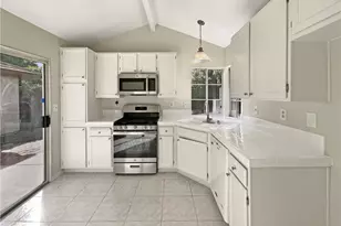 30497 Iron Bark Ct, Temecula, CA 92591 - Photo 11