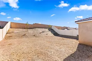 25381 Violane Dr, Menifee, CA 92585 - Photo 29