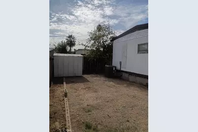 2250 W Mill #68, Colton, CA 92324 - Photo 7