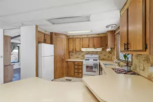 1456 E Philadelphia St Spc 89, Ontario, CA 91761 - Photo 19