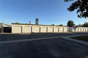 16377 Lakeshore, Lake Elsinore, CA 92530 - Photo 19