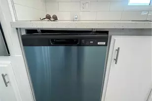 1155 S Riverside Dr, Rialto, CA 99237 - Photo 19