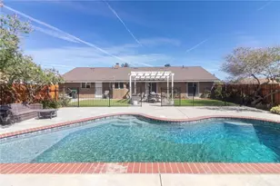 12186 Desert Ranch, Phelan, CA 92371 - Photo 37