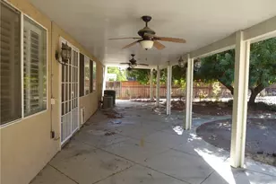 27069 Dawnview Ct, Corona, CA 92883 - Photo 31