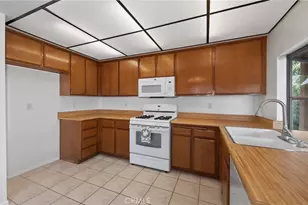 767 Saddlewood, Colton, CA 92324 - Photo 11