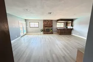 17480 Filbert, Fontana, CA 92335 - Photo 5