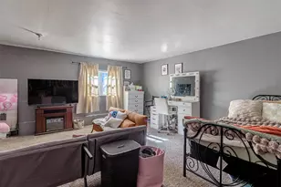 1255 W D, Ontario, CA 91762 - Photo 17