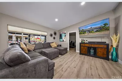 12407 Crestwood Drive, Yucaipa, CA 92399 - Photo 7