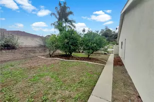 5540 Royal Hill, Riverside, CA 92506 - Photo 23