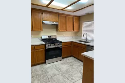 9290 Buckthorn Avenue, Hesperia, CA 92345 - Photo 7