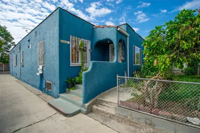 582 E 67th, Inglewood, CA 90302 - Photo 1