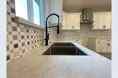 310 N Western, Hemet, CA 92543 - Photo 13