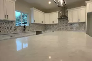 310 N Western, Hemet, CA 92543 - Photo 11