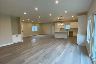 310 N Western, Hemet, CA 92543 - Photo 7