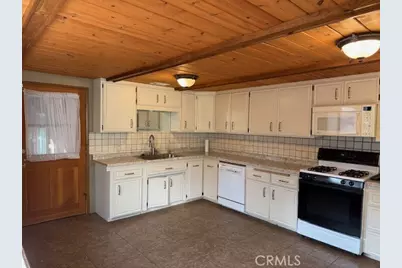 615 Ash, Green Valley Lake, CA 92341 - Photo 3