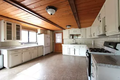 615 Ash, Green Valley Lake, CA 92341 - Photo 3