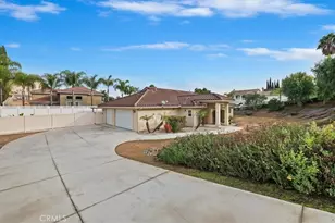 14202 Meadowlands, Riverside, CA 92503 - Photo 7