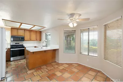40511 Via Amapola, Murrieta, CA 92562 - Photo 11