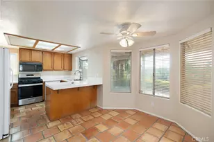 40511 Via Amapola, Murrieta, CA 92562 - Photo 11