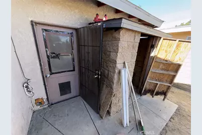 5623 Montgomery, Riverside, CA 92503 - Photo 13