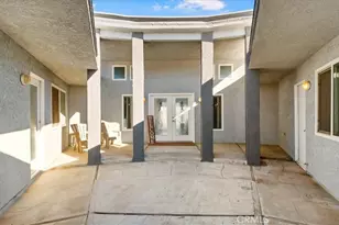 18099 Mariner, Victorville, CA 92395 - Photo 5