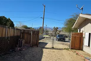 7115 Rubidoux, Yucca Valley, CA 92284 - Photo 15