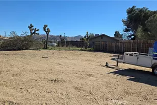 7115 Rubidoux, Yucca Valley, CA 92284 - Photo 21