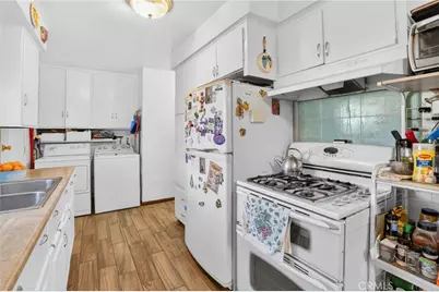 1650 N Orange, Riverside, CA 92501 - Photo 31