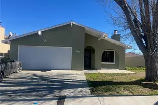 44706 Sarah Ln, Lancaster, CA 93535 - Photo 1