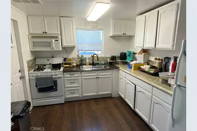 845 E H, Colton, CA 92324 - Photo 3