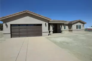 11462 Prado, Pinon Hills, CA 92372 - Photo 1