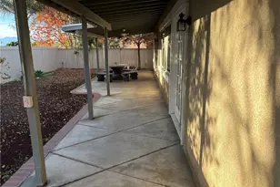 7840 La Cresta St, Highland, CA 92346 - Photo 35