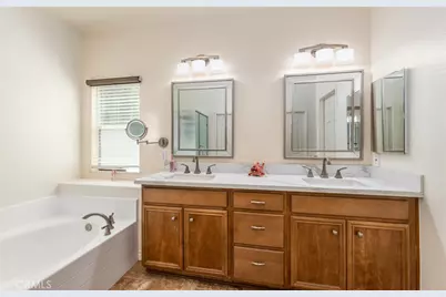 7840 La Cresta Street, Highland, CA 92346 - Photo 23