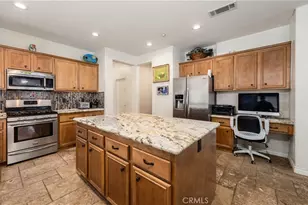 7840 La Cresta St, Highland, CA 92346 - Photo 19