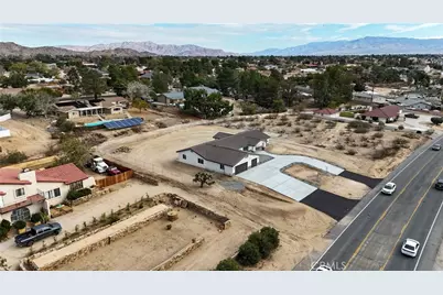 14685 Apple Valley, Apple Valley, CA 92307 - Photo 9