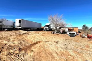 17429 Trinity Dr, Hesperia, CA 92345 - Photo 9