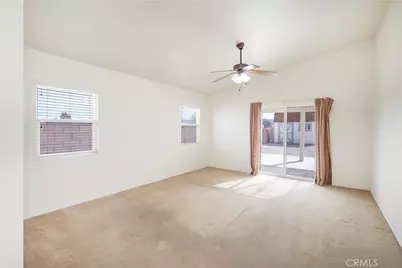 21189 Colombard, Apple Valley, CA 92308 - Photo 15