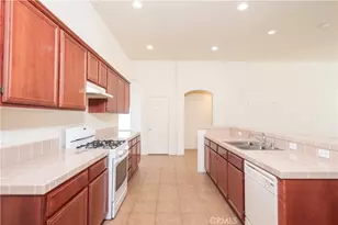 21189 Colombard, Apple Valley, CA 92308 - Photo 11