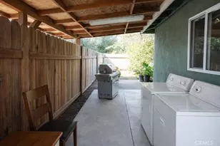 221 E Maple St, Ontario, CA 91761 - Photo 33