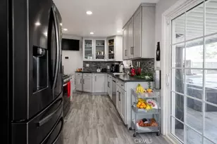 221 E Maple St, Ontario, CA 91761 - Photo 11