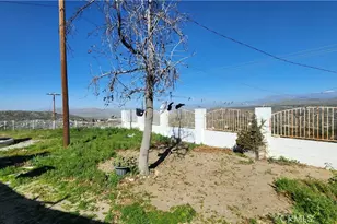 22781 Seabright Pl, Nuevo, CA 92567 - Photo 3