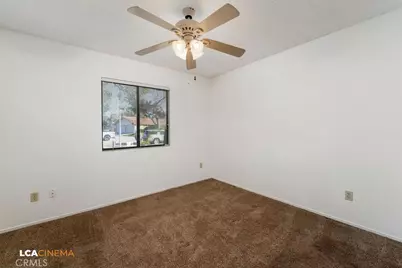 913 McGinley, Bakersfield, CA 93308 - Photo 13