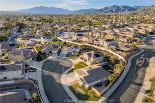 29762 Padilla Crt, Highland, CA 92346 - Photo 7