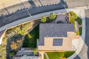 29762 Padilla Crt, Highland, CA 92346 - Photo 3