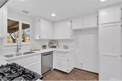 19224 Madrone Street, Hesperia, CA 92345 - Photo 17